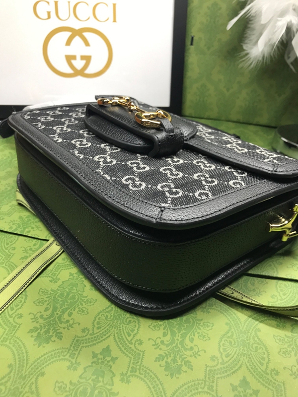 激安グッチバッグコピー角部分ディテール